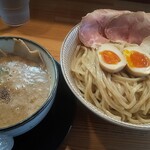 わ河馬 - もう一枚、鶏白湯つけ麺大盛(煮卵 チャーシュー)