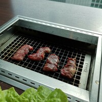 天空焼肉 星遊山 - カルビ( *´艸)
