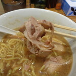 煮干し中華そば 一剣 - バラはほろほろ～