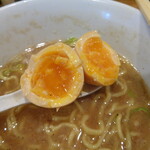 煮干し中華そば 一剣 - 今日はいい感じにトロ～リ