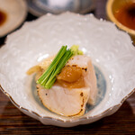 赤坂 鮨みのはら - 京都の平湯葉 青森県の帆立の湯引き、梅肉