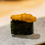 赤坂 鮨みのはら - 根室のバフン雲丹