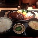 がんこおやじのハンバーグステーキ定食1,180円