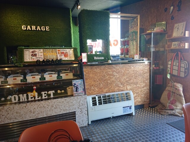 CAFE RESTAURANT GARAGE photo 4