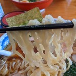 白河手打中華 賀乃屋 - 麺リフ