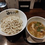 自家製麺 麺や ひなた - 塩つけ麺(900円)