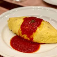 厳選洋食さくらい - ・オムライス 鶏肉が美味しければもっと美味しくなるのになぁ…！