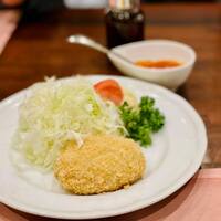 厳選洋食さくらい - ・カニクリームコロッケ