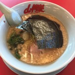 Ra-Men Yamaoka Ya - 醤油ラーメン（背脂多め）