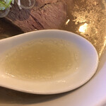 麺屋こうじろう - にぼしととりの旨味がギューッと