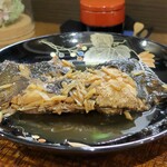 桶家乃隠居 - 子持ちカレイの煮付