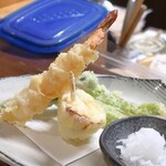 桶家乃隠居 - えび、玉ねぎ、平サンド豆