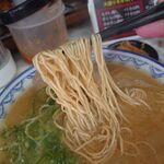 元祖赤のれん雄ちゃんラーメン - 平打ち麺