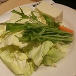 酔灯屋 - 水炊きのお野菜はシンプルです