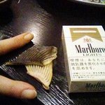 お食事処たかせ - ひれ酒用のふぐのひれｗｗこのデカさを見よ！普通は無いｗｗ