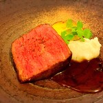 オーガニックグリル鵠沼海岸 - 和牛　黄人参　じゃがいも　ホワイトセロリ　黒にんにグレービーソース