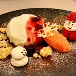 オーガニックグリル鵠沼海岸 - かまくらショートケーキ　ベリーソース　ココナッツメレンゲ　ホワイトチョコ