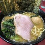 ラーメン 杉田家 - 再訪問 2020/12 ラーメン(並) 海苔 (820円)