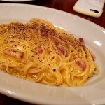 Trattoria Pizzeria Amici - カルボナーラ ￥1,700