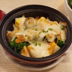 トンテキ食堂8 - ブロッコリー、じゃがいも、ゆで卵のチーズ焼(400円)