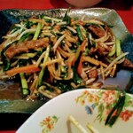 ラーメン桐生 - 下処理がキチンとされているおいしいニラレバ