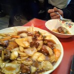 ラーメン桐生 - ちょっとタマネギの多いおいしい酢豚