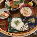 Beji Kafe Purasu Arufa - カゴのランチ…美味♪