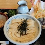 手造りうどん 楽々 - 天ざる(冷)