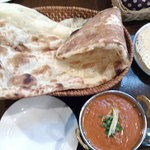 マトンカレーとナン