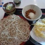 味奈登庵 - 「なめこおろしそば」＋「いか天」１００円