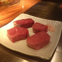 築地鉄板焼 Kurosawa - いろんなお肉の食べ比べ。