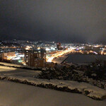 銀鱗荘 - お部屋からの夜の小樽港