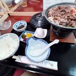 にく友食堂 - さくら鍋定食