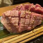 焼肉酒場ともさんかく - 