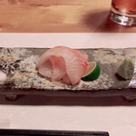 酒肴 新屋敷 - タイの刺身