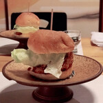 酒肴 新屋敷 - アジフライバーガー