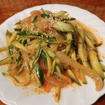 聞香茶点 - クラゲとキュウリの和え物