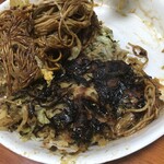 okonomiyakifunwari - 肉玉そばの焦げ