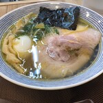 らぁ麺 桃の屋 - あっさり塩玉らぁ麺＋バター