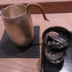 虎白 - 特別純米　田酒　西田酒造店　青森県　1365円/1合徳利