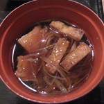 虎白 - 食事　赤出汁