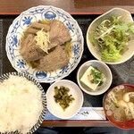 新 あきばの台所 秋葉原店 - 鮪煮付け定食（800円）