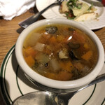 アメリカン ビストロ・ニア - 