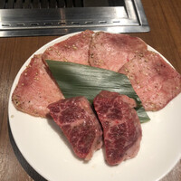 焼肉うしごろ 表参道店 - 