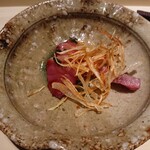 寿しの吉乃 - ヤイトガツオとエシャロット