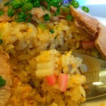 中華料理 鳳凰 - 鳴門巻きの大きいのがあったよ。ラッキー鳴門巻き。