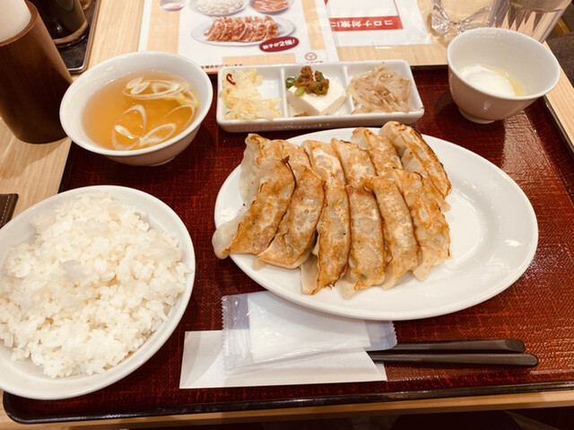 一得餃子房 ペリエ千葉店 千葉 餃子 食べログ
