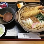 そば勘兵 - 鍋焼きうどん　1000円