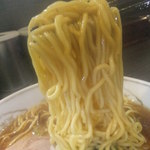ラーメン ふくや - しょうゆラーメンの麺のアップ　【　２０１２年８月　】