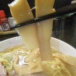 ラーメン ふくや - しおラーメンのｐメンマのアップ　【　２０１２年８月　】